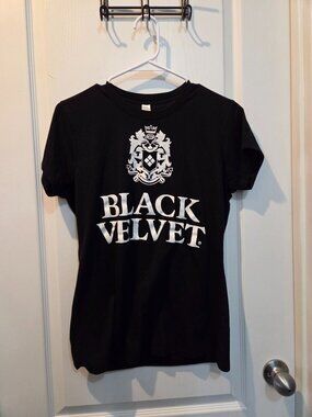Black Velvet Whisky Graphic T-Shirt XL